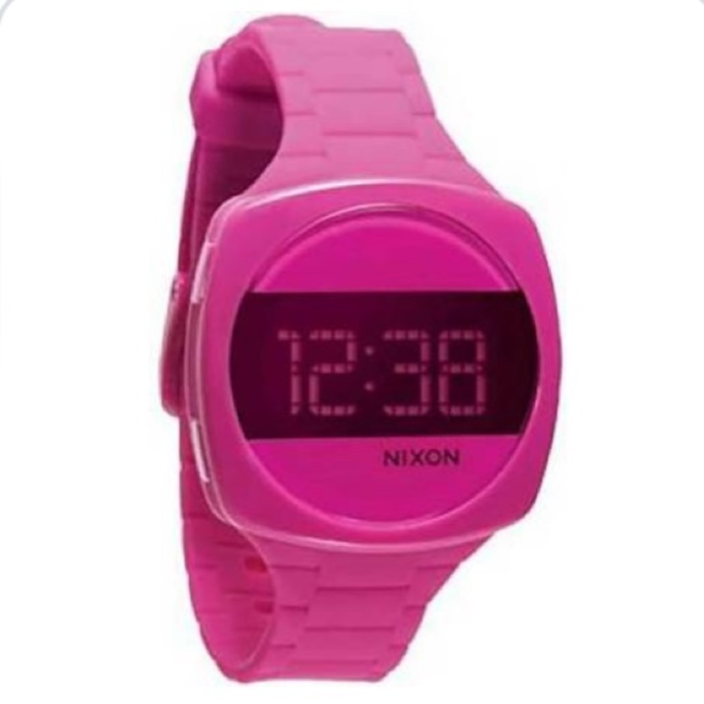 Nixon ‘The Dash’ pink watch. Used in good condition. No battery/box.